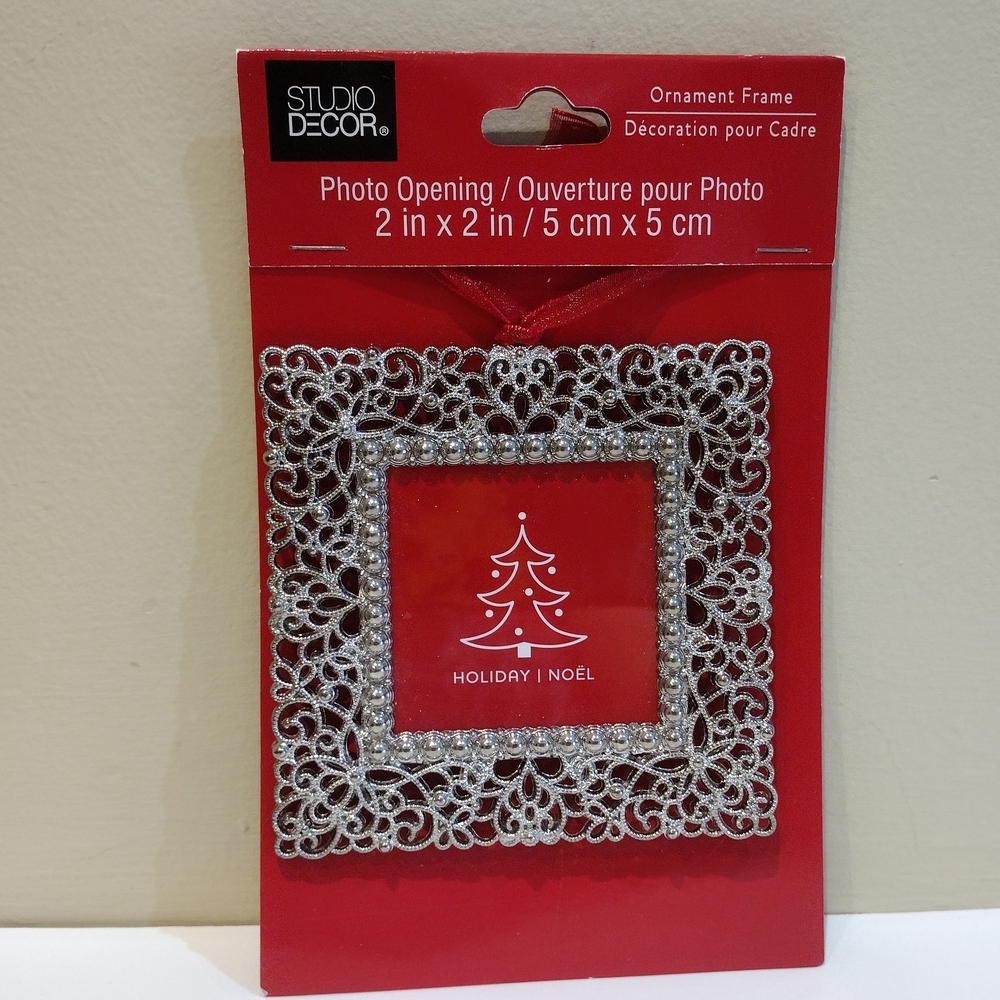 FREE with any purchase/  Studio Decor Silver tone Picture Frame Ornament